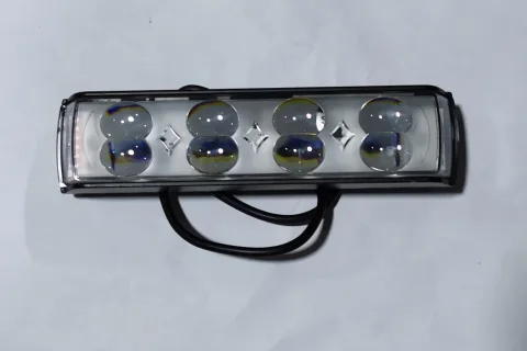 V40 8 DOTS LIGHT