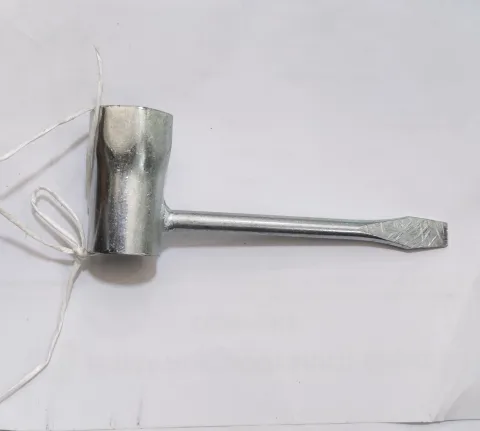 PLUG SPANNER BJ