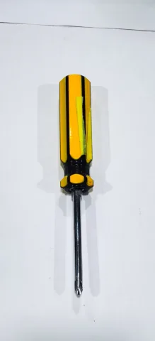 BLACK/YELLOW SCREW DRIVER