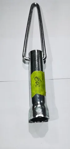 PLUG SPANER GEN 504