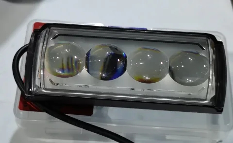 V30 4 DOTS LIGHT CYT