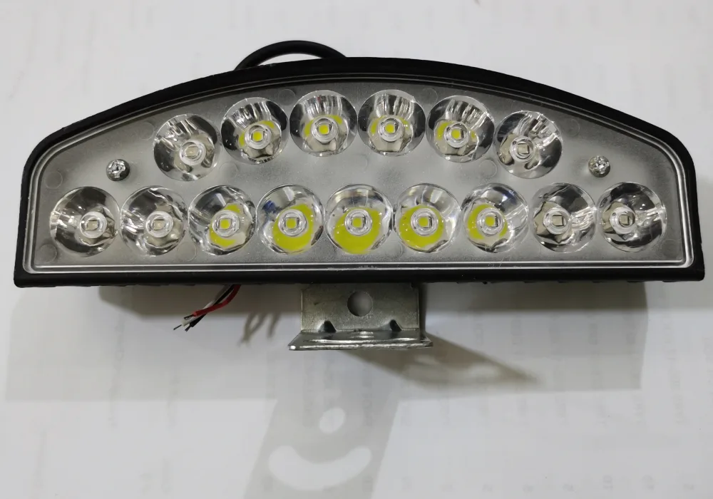 18 DOTS PIE LIGHT