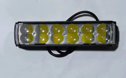 V40 12 BULB LIGHT