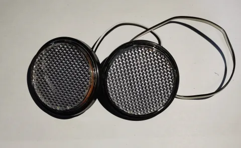SIDE REFLECTOR